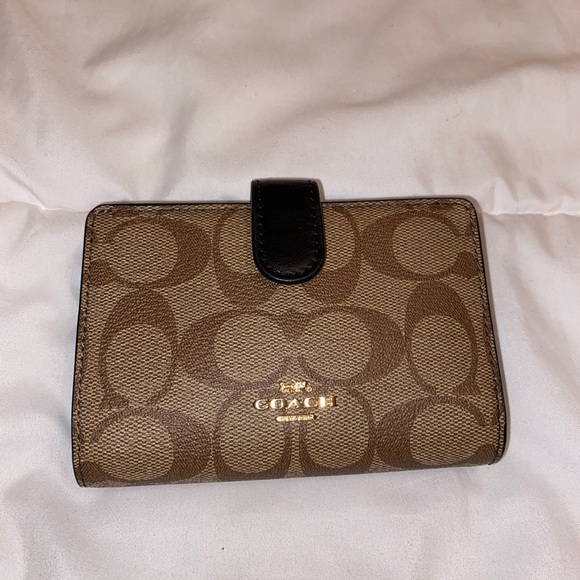 Coach Handbags - Coach Wallet